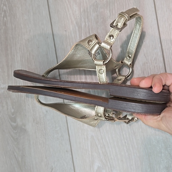 Sam Edelman Women's Greta T Strap Gold Sandals Flats Shoes Sz 7.5M - Picture 7 of 10